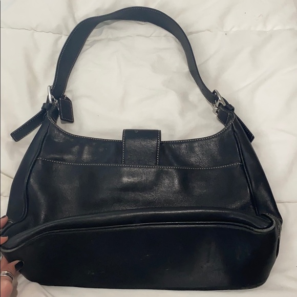 Leather coach bag - Picture 2 of 3